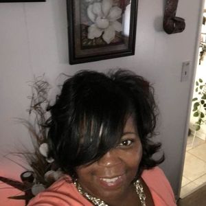 Meet your Posher, Carolyn